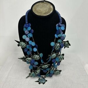 Vintage Hawaiian Turtle Pendant Necklace Turquoise/blue/green Carved Wood Beads